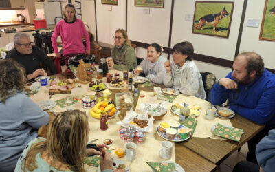 Letztes Training und gemeinsames Frühstück der Rallye Obedience Gruppe